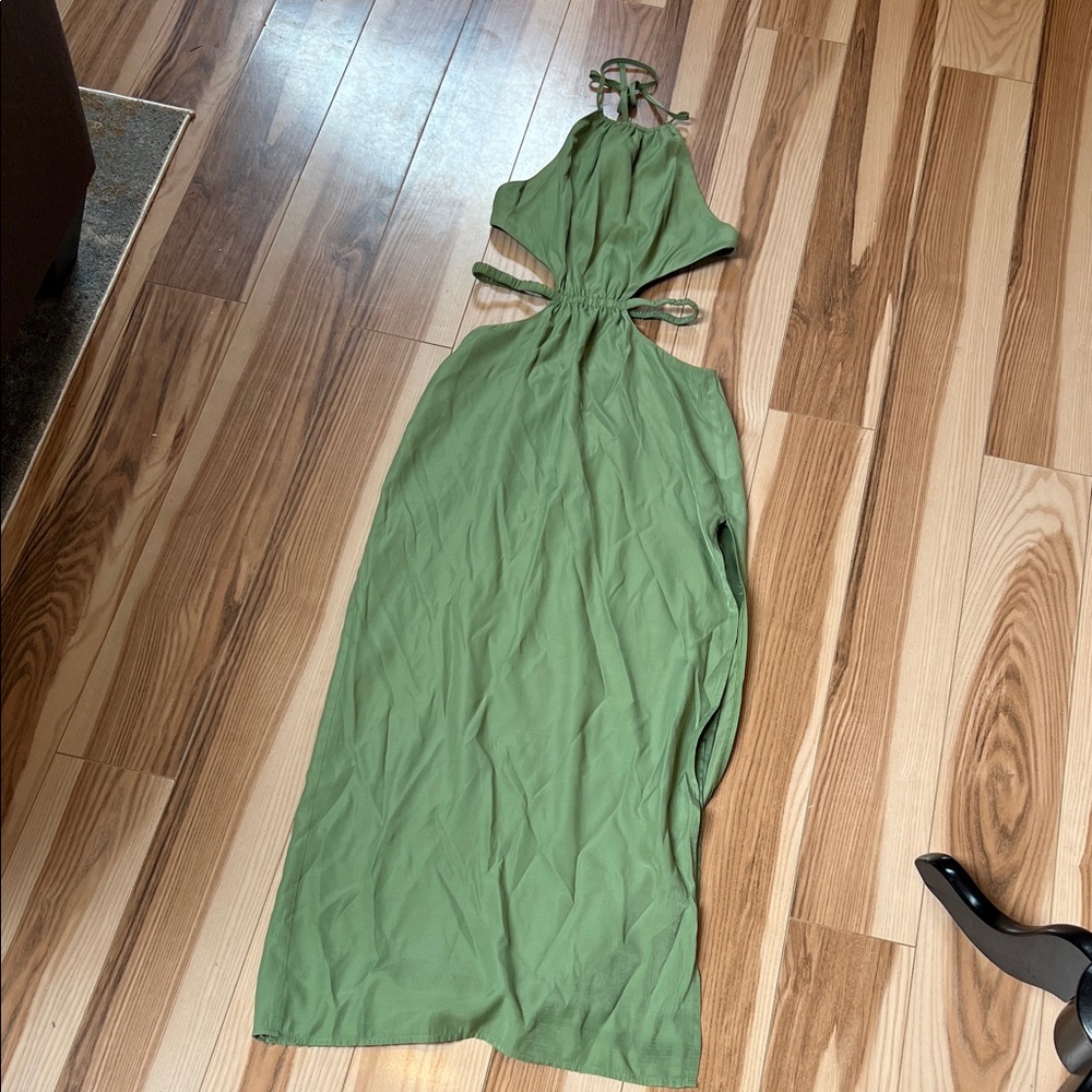 Camila Coelho green dress